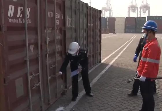 <a href='http://cdjdkj.cn' title='危險品運輸' >危險品運輸</a>